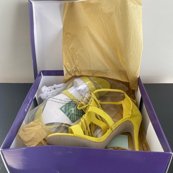 Madden Girl Demiii Yellow Citron Fringe Heels - Picture 5 of 5